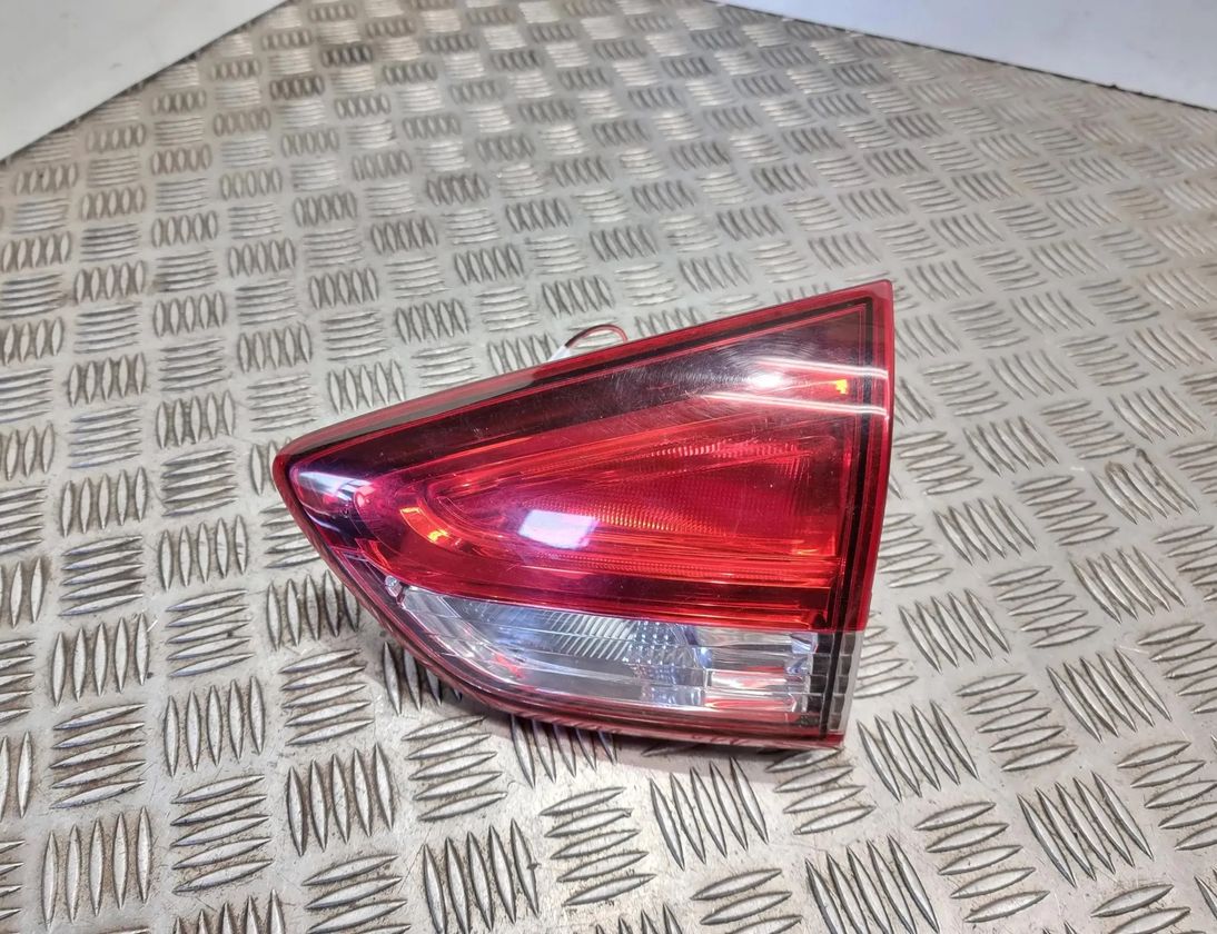 RENAULT Clio 4 generation (2012-2020) Right Side Tailgate Taillight 265502395r 24825456