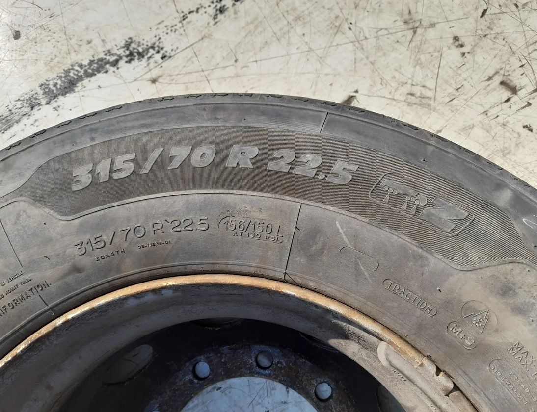 MERCEDES-BENZ ACTROS MP4 (2011-present) LD (2010-2024) Opona 315/70R22.5*156/150L*,MICHELIN,2017,5.12mm 29533574