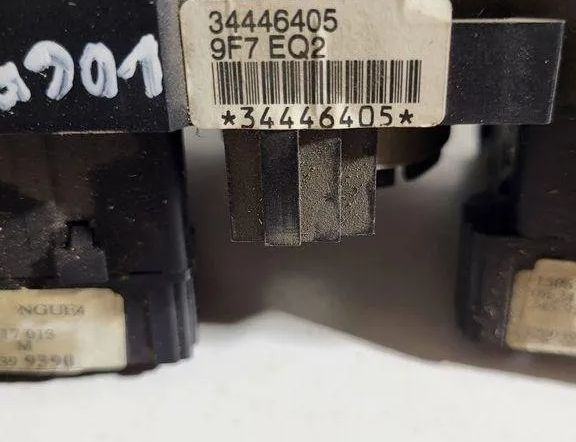 DACIA Logan 1 generation (2004-2012) Przełącznik dźwigni wycieraczek kierunkowskazów 34446405 31501283