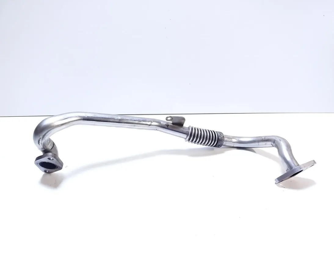 VOLKSWAGEN Passat B6 (2005-2010) Rura EGR 03L131521 32955448