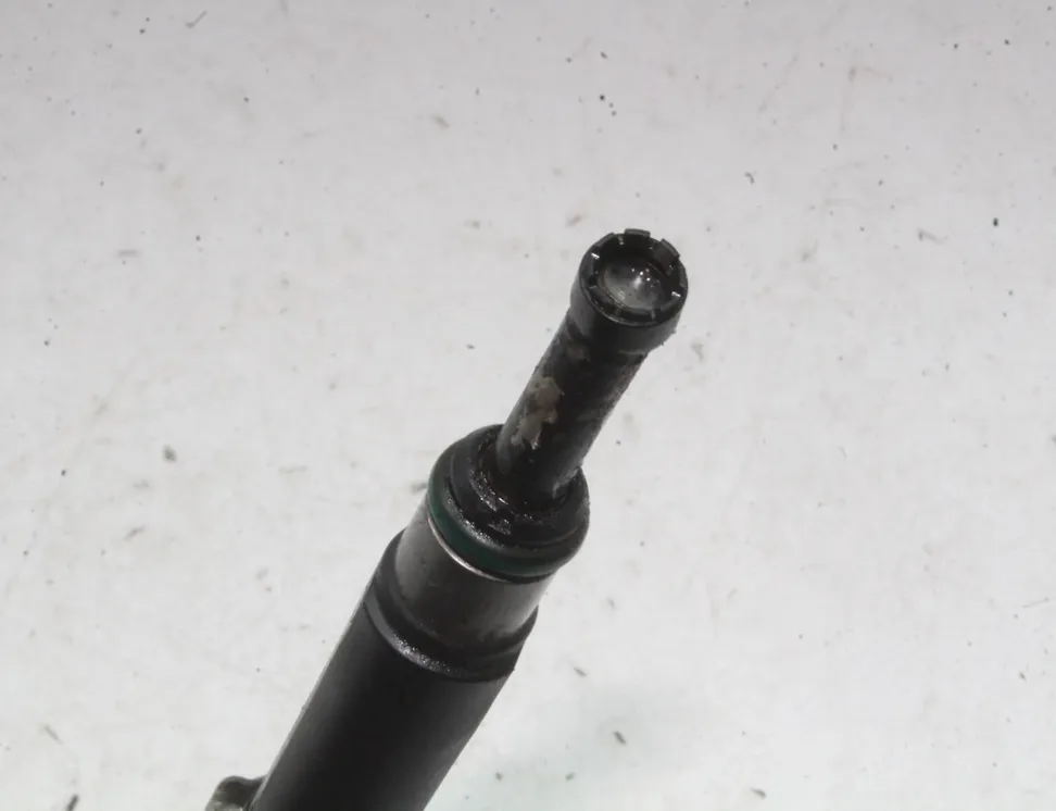 NISSAN Juke YF15 (2010-2020) Fuel Injector 33523240