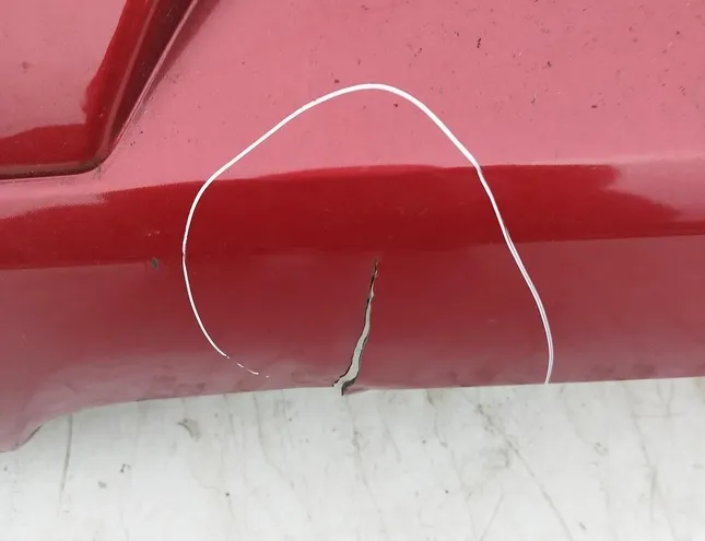 RENAULT 800 Series 1 generation (1986-1999) Środkowa część tylnego zderzaka 850221967r 28630457