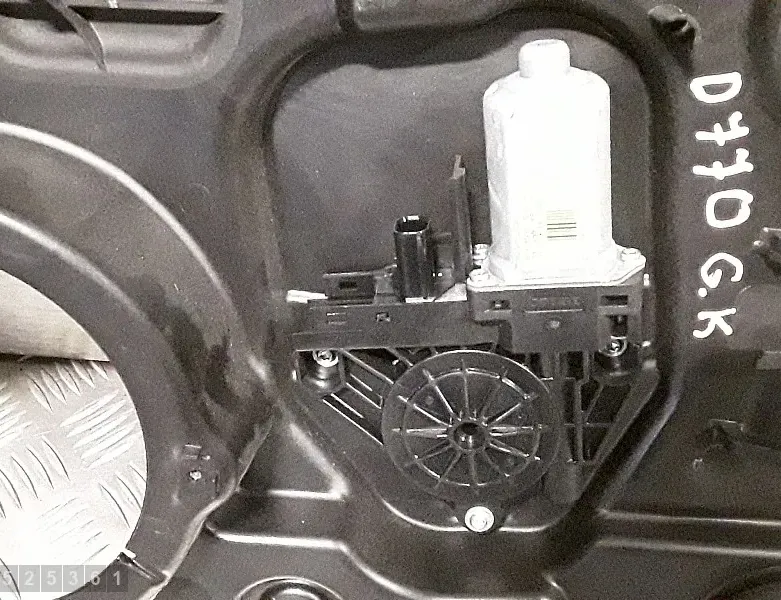 MERCEDES-BENZ G-Class W463 (1990-2024) Rear left door window lifter 55113615am 34984130