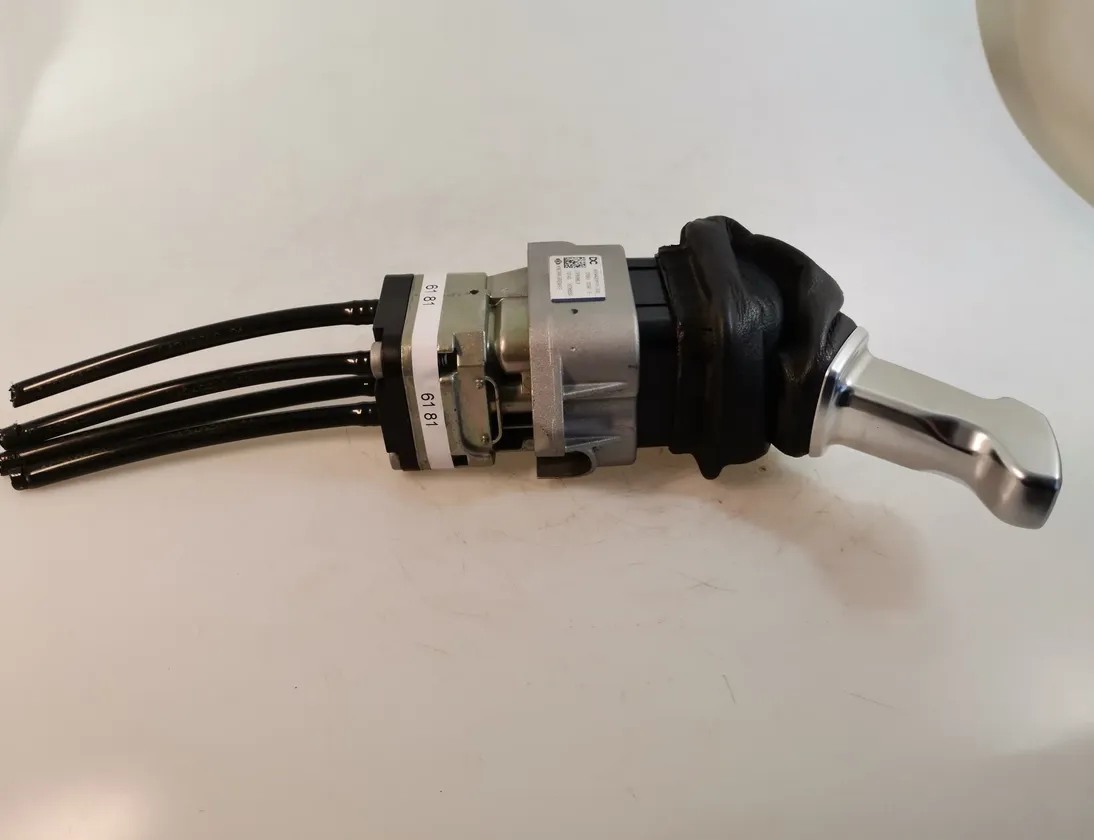 MERCEDES-BENZ ACTROS MP4 (2011-present) Handbrake Handle 13093003415,a0044306181 13576576