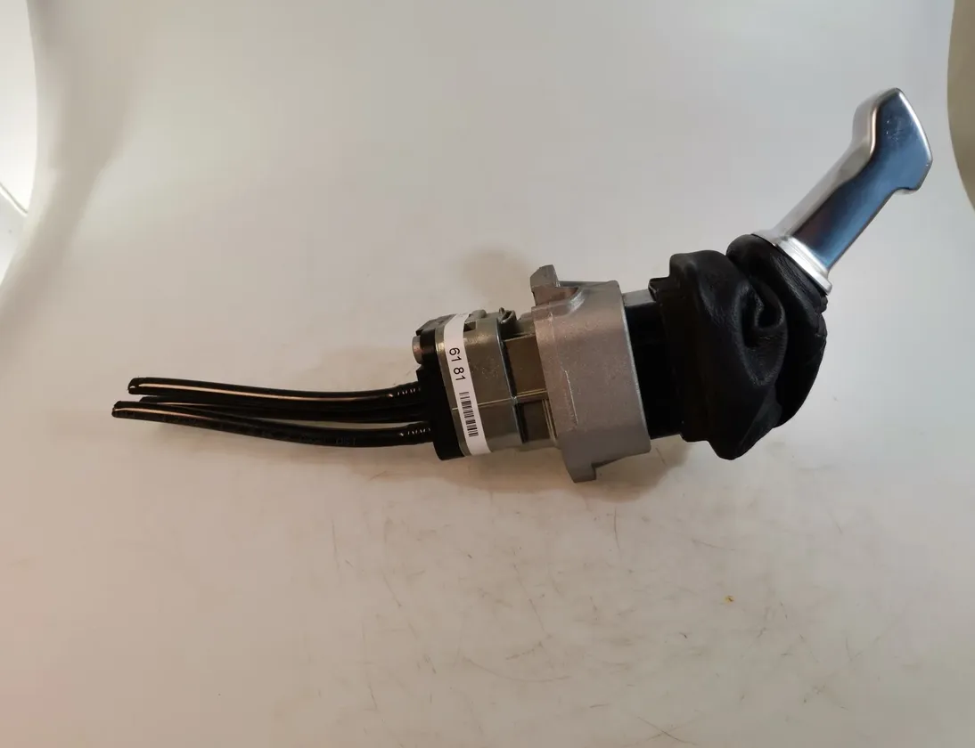 MERCEDES-BENZ ACTROS MP4 (2011-present) Handbrake Handle 13093003415,a0044306181 13576576