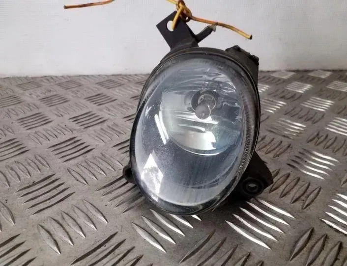 AUDI A3 8P (2003-2013) Przednie lewe światło przeciwmgielne 8E0941700C 25148061