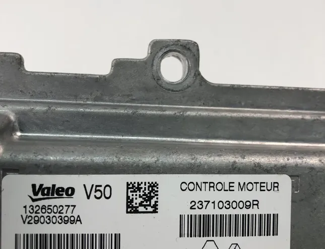 RENAULT Clio 4 generation (2012-2020) Engine Control Unit ECU 237102803R,237103009R 28176627