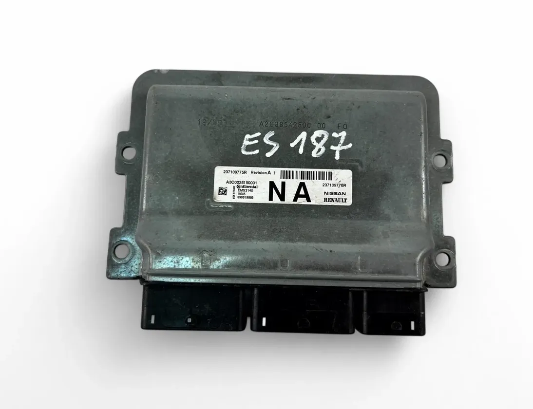 DACIA Logan 2 generation (2013-2020) Engine Control Unit ECU 237109776R,237109775R 29026184