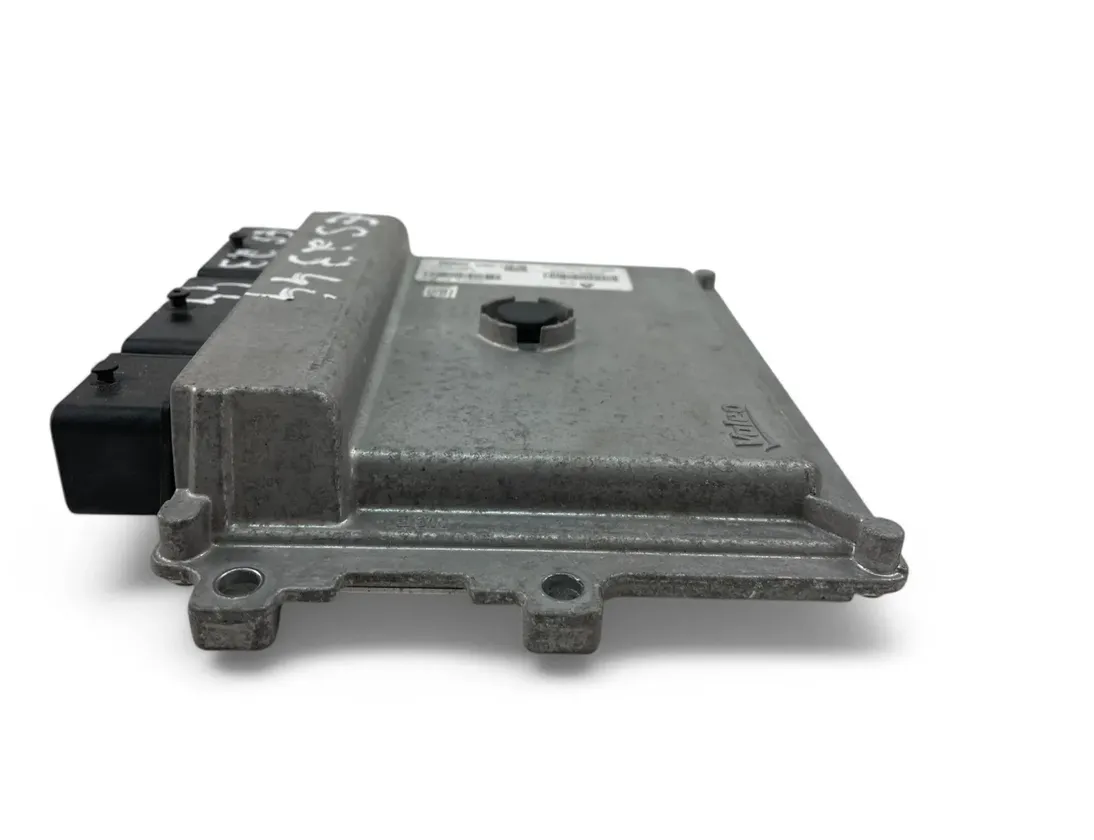 DACIA Logan 2 generation (2013-2020) Engine Control Unit ECU 237105499R,237109221R 29117929