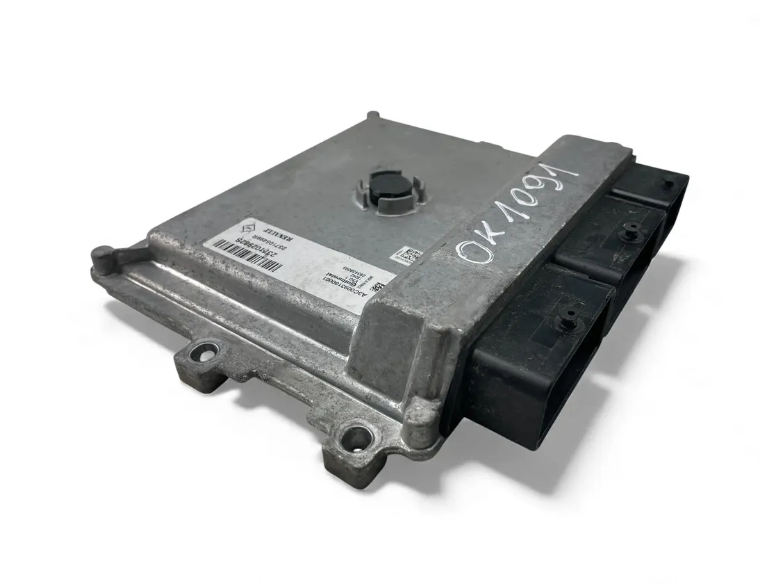 RENAULT Clio 4 generation (2012-2020) Jednostka sterująca silnika ECU 237102982S,237105499R 33100388