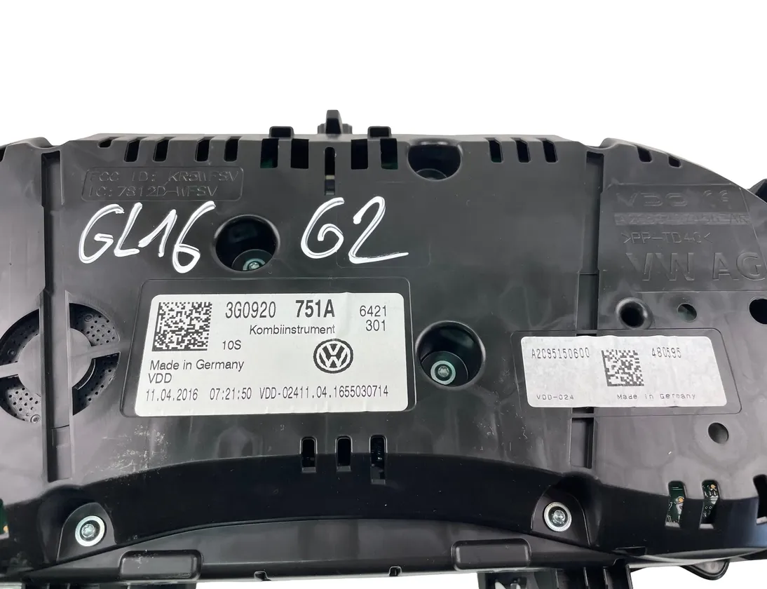 VOLKSWAGEN Passat B8 (2014-2023) Speedometer 3G0920751A 35108331