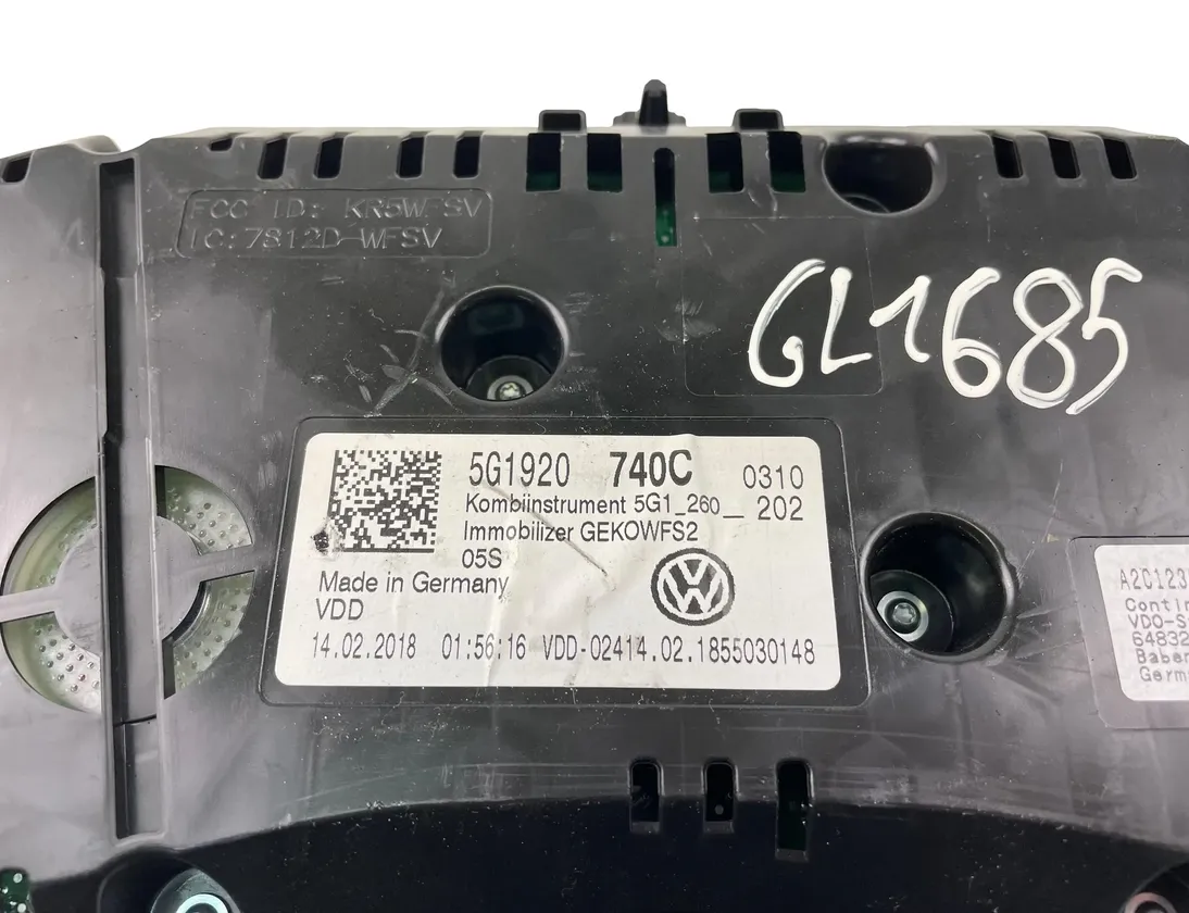 VOLKSWAGEN Golf 7 generation (2012-2024) Speedometer 5G1920740C 35108358