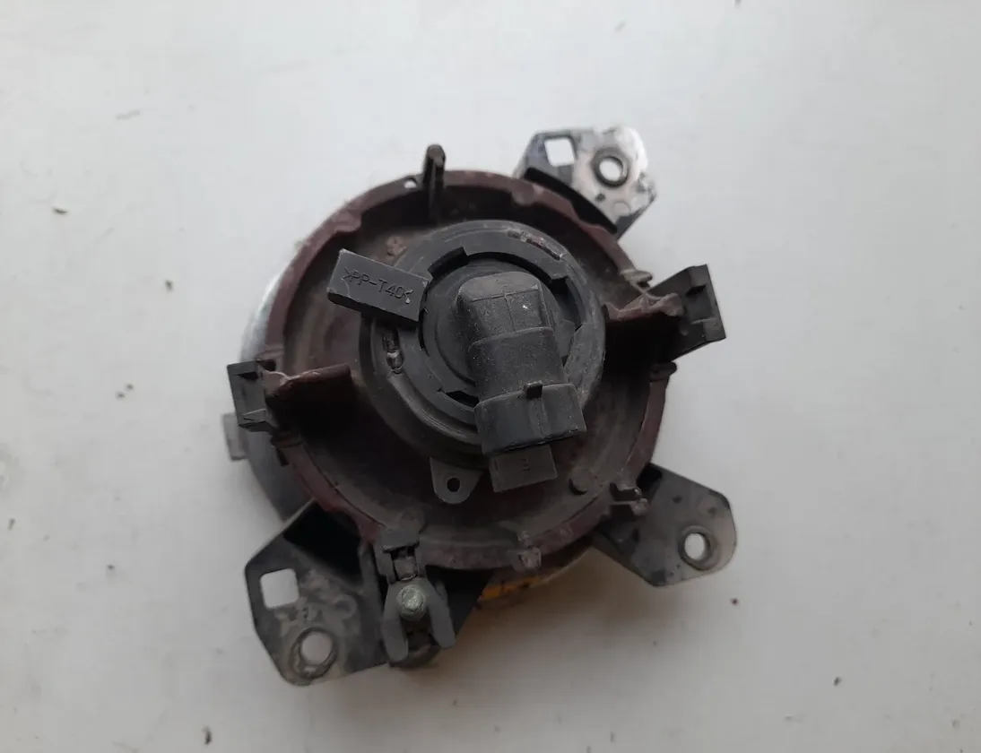 SCANIA P,G,R,T - series (2003-present) Front Right Fog Light 1446354,89210272,89203121 22277549