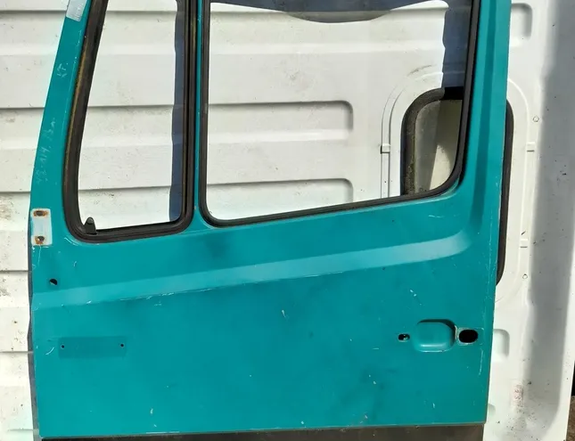 MERCEDES-BENZ LK/LN2 (1984-1998) Przednie lewe drzwi A6817207205,6817207205,A6817207205 25946474