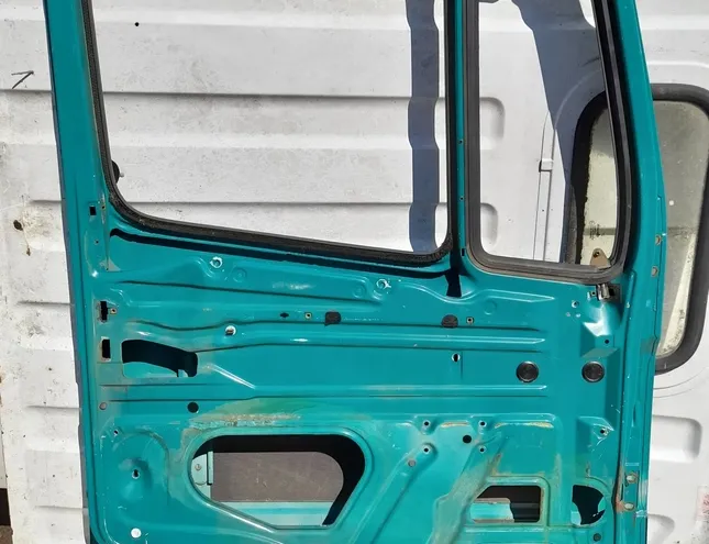 MERCEDES-BENZ LK/LN2 (1984-1998) Przednie lewe drzwi A6817207205,6817207205,A6817207205 25946474