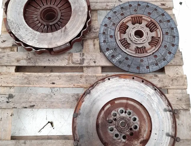 SCANIA L,P,G,R,S series (2016) Zestaw sprzęgła 2302254,2399800,574938,1776466 27571532