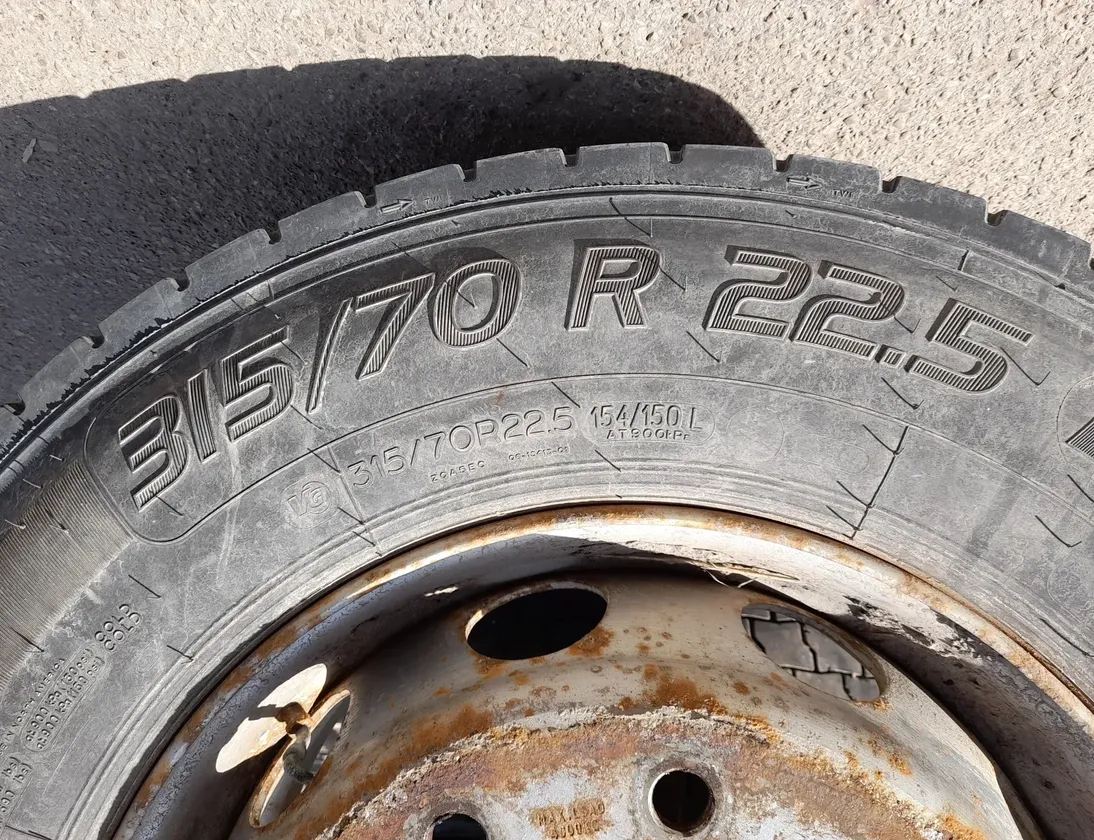 MERCEDES-BENZ ACTROS MP4 (2011-present) Koło A0014008002,0014008002,R22.5x9Ø281,*10x335*,ET161,315/70R22.5*154/150L*,1921,8.94mm,RIKEN,A0014008002 29772821