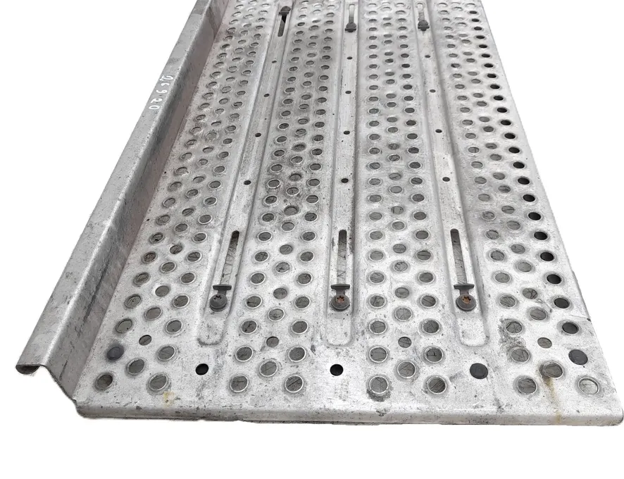 MERCEDES-BENZ ACTROS MP4 (2011-present) Wykończenie ramy aluminiowej 9605233501,A9605233501,A9605233501 31246893