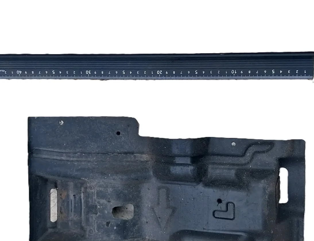 MERCEDES-BENZ ACTROS MP4 (2011-present) Pokrywa silnika A9615205722,A9615205022,A9615205422,A9615204822,A9615206122,A9615207122,A9615206922,A9615205922 31424882