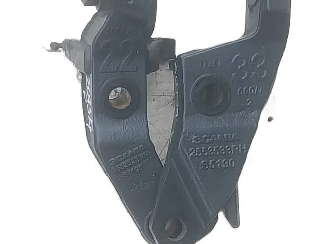 SCANIA L,P,G,R,S series (2016) Bracket for cab mounting 2553522,2553533 31457296