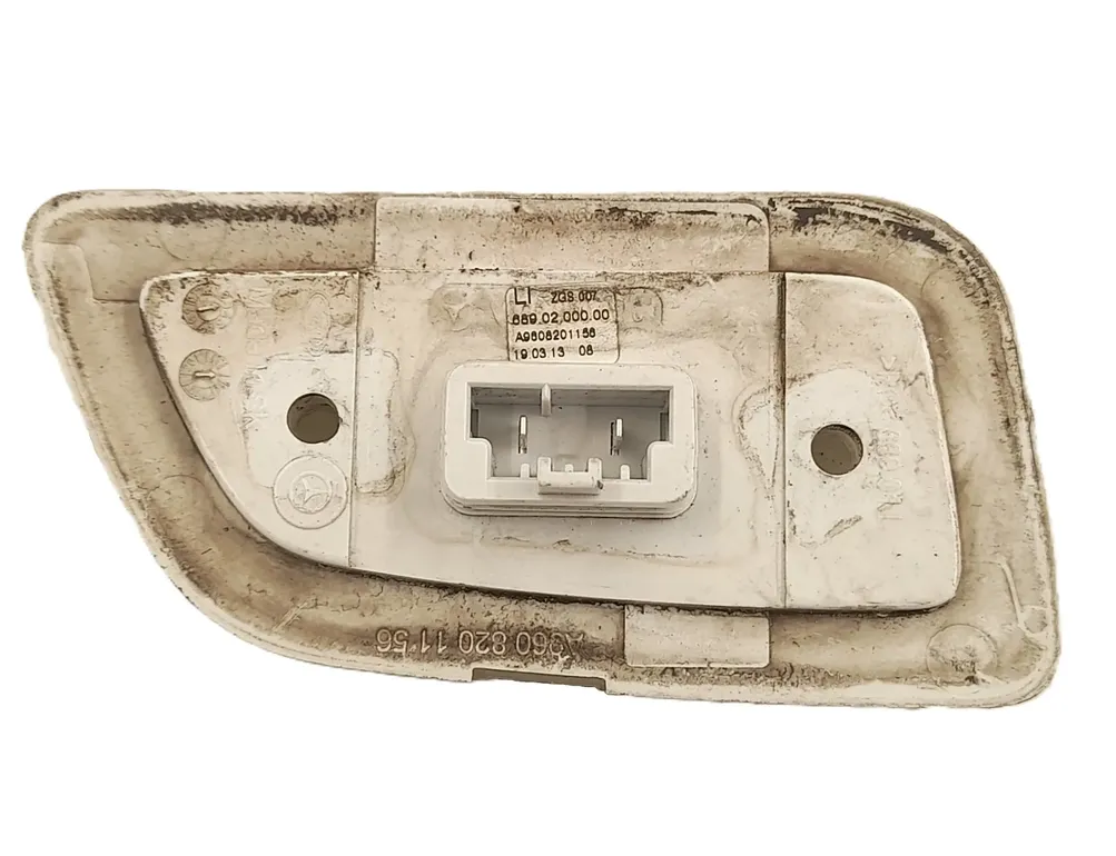 MERCEDES-BENZ ACTROS MP4 (2011-present) Lampa znacznikowa 9608201156,A9608201156,A9608201156 32386078