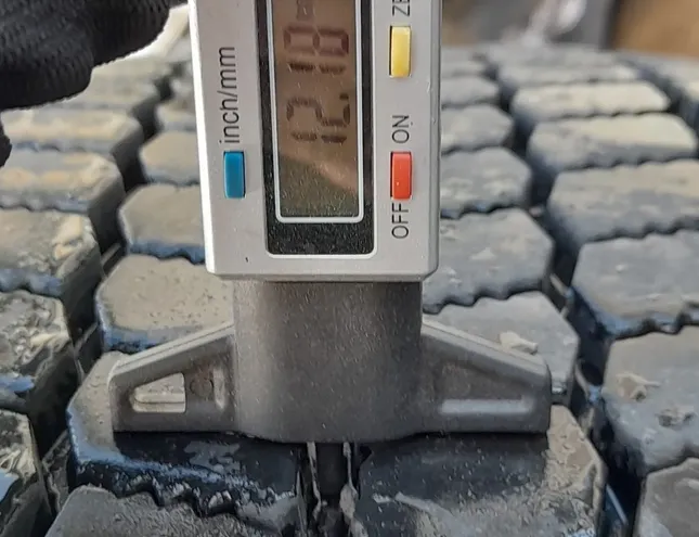 MERCEDES-BENZ ACTROS MP4 (2011-present) Opony GoodyearKMAX,315/70R22.5,*156/150L*,0121,Restorationtires,12mm 32762657