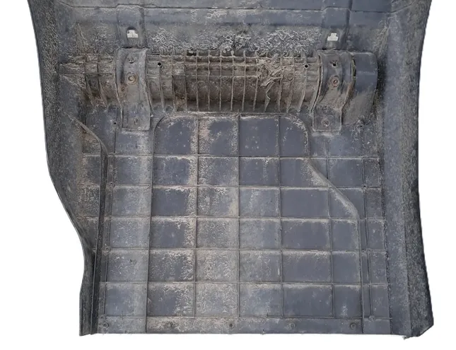 MERCEDES-BENZ ACTROS MP4 (2011-present) Tylny prawy błotnik A9605200019,9605200019,9605200019,A9605201619,9605201619,9605201619,A9605200119,9605200119,9605200119 32935514