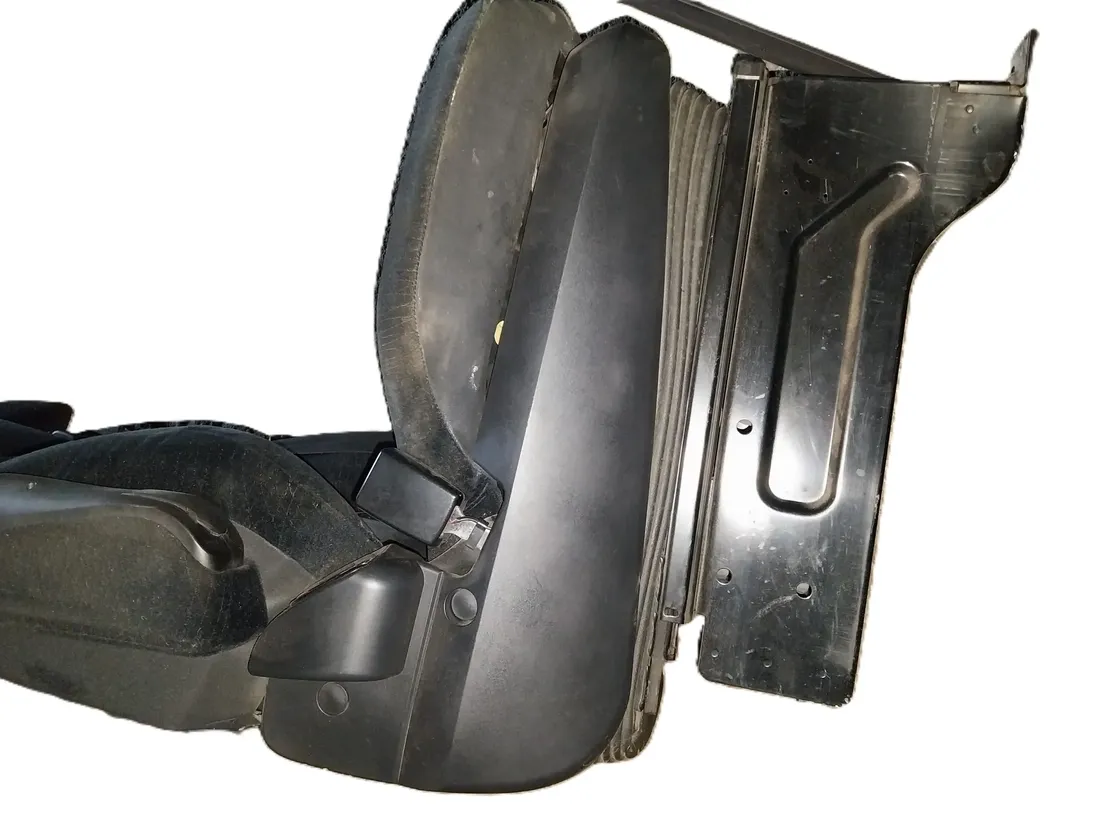 MERCEDES-BENZ ACTROS MP4 (2011-present) Przednie lewe siedzenie A9609101704,A9609101704,9609101704,A9606601840,A9606601840,9606601840,A0048606785,AEU621721500,E40640160 33078894