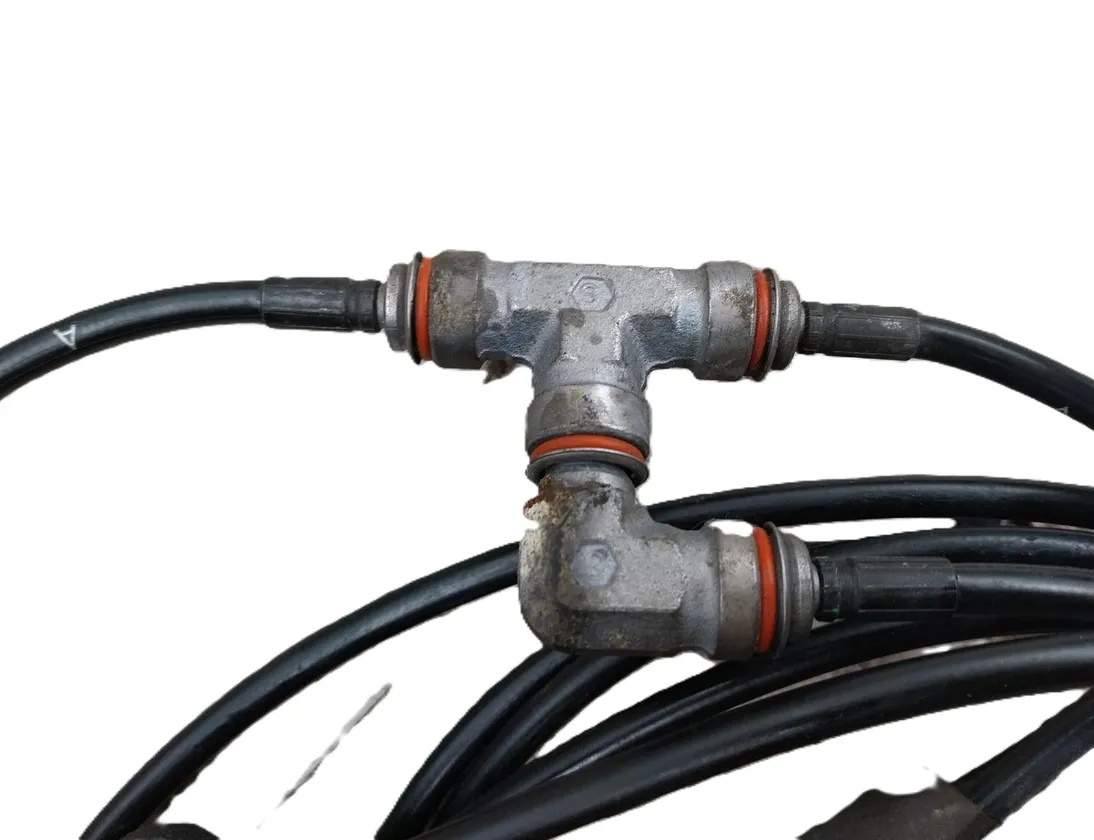 MERCEDES-BENZ ACTROS MP4 (2011-present) Wąż podnoszenia kabiny A9605539682,A9605539682,9605539682 33377575