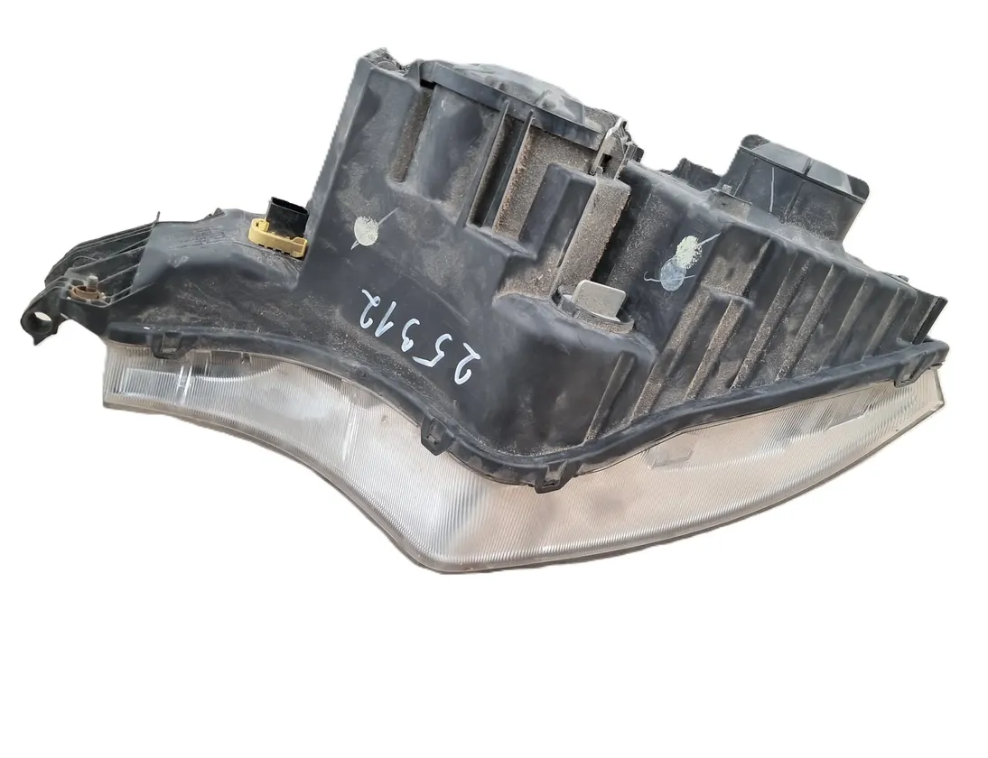 MERCEDES-BENZ ACTROS MP4 (2011-present) Reflektor przedni lewy A9608200239,A9608200239,9608200239 33498196