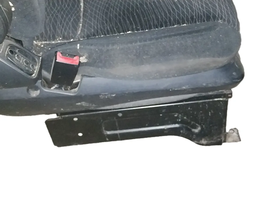 MERCEDES-BENZ ACTROS MP4 (2011-present) Przednie lewe siedzenie A9609107501,A9609107501,9609107501,A9606601840,A9606601840,9606601840,MSG115/933GHV,1312160A,A0058602085,A0058602085,0058602085,TRW34084880,E80616599 33689366