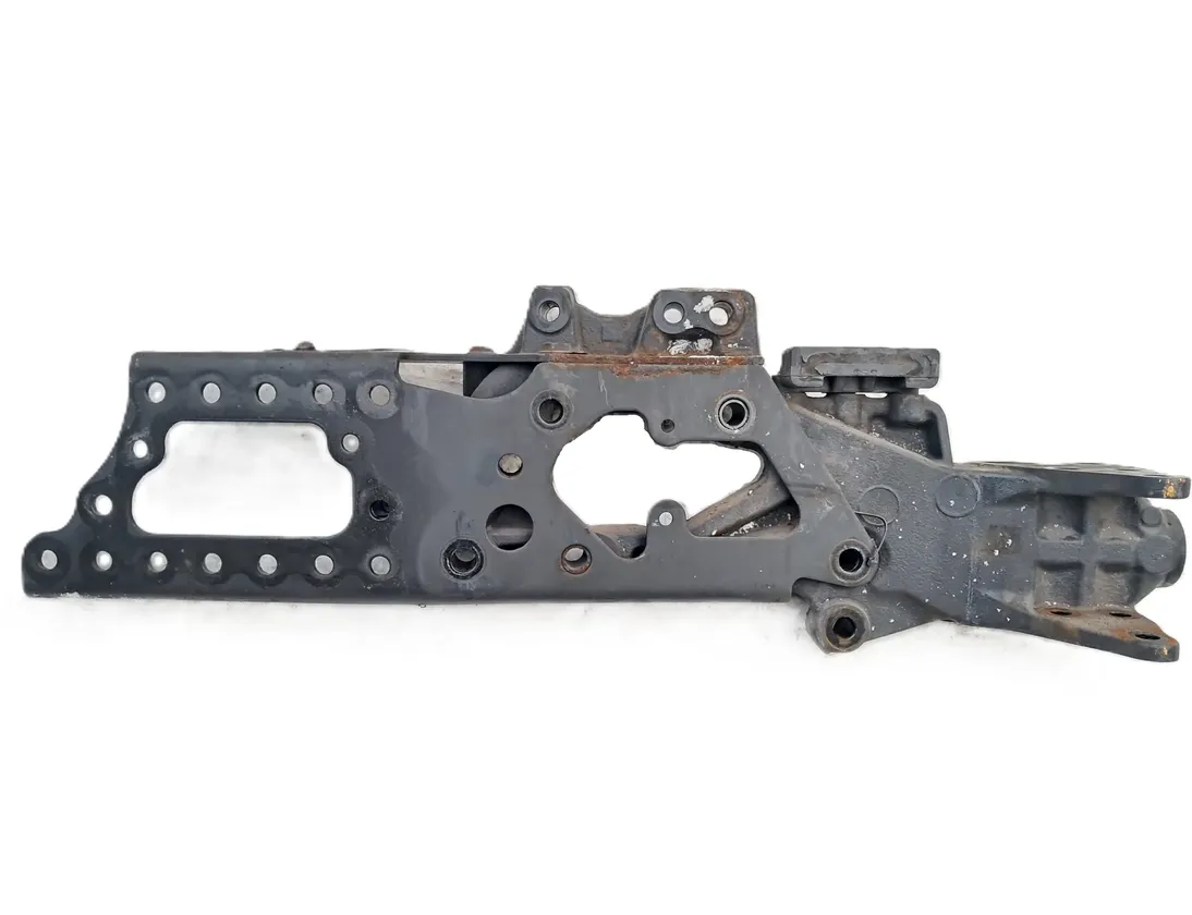 MERCEDES-BENZ ACTROS MP4 (2011-present) Wspornik do montażu kabiny A9613173328,A9613173328,9613173328,A9613173728,A9613173728,9613173728 33720386