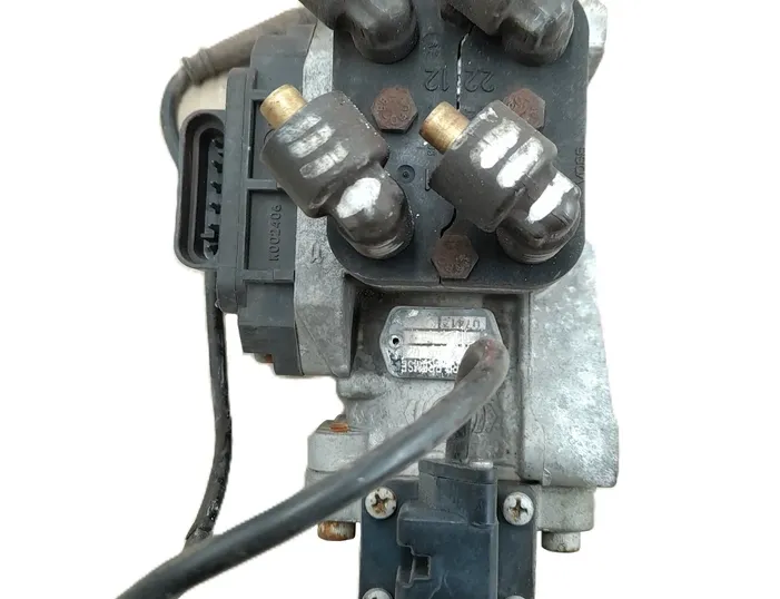 IVECO EuroCargo I-III (1991-2015) Główny zawór hamulcowy 758770,504156083,DX65D,DX65D,504173735,504173737 33920722