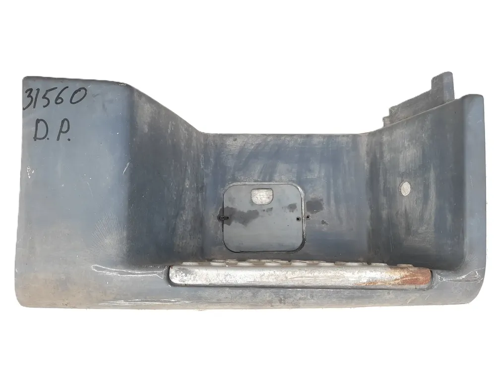 MAN TGX (2007-present) Prawy dolny stopień 81615100914,81.61510-0914,81615200050,81.61520-0050 34906810