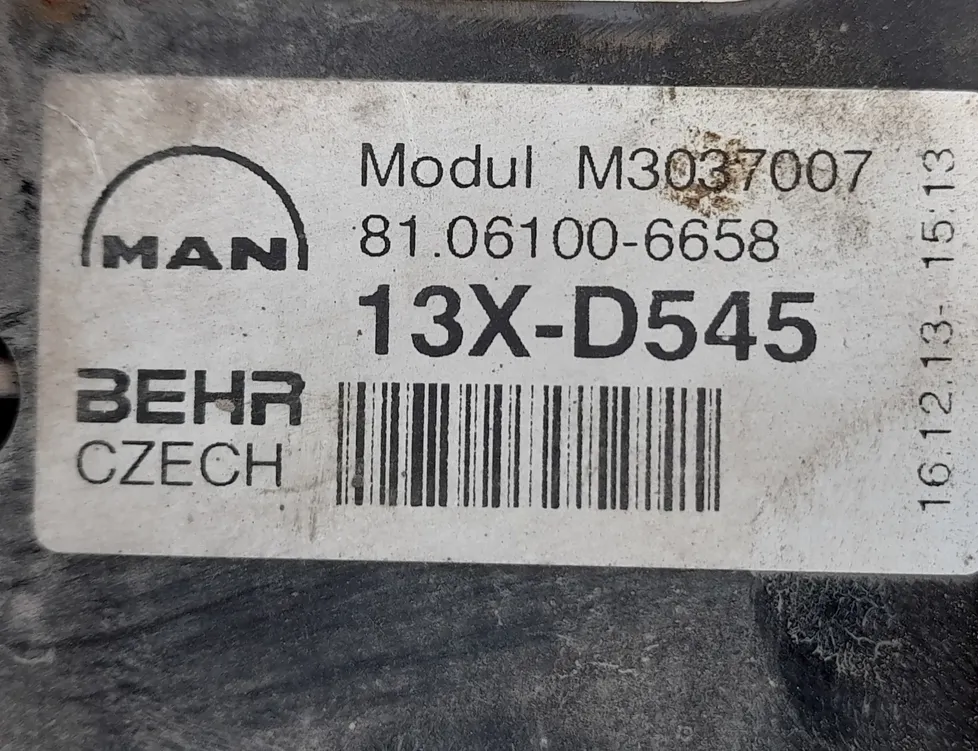 MAN TGX (2007-present) Chłodnica klimatyzacji 81061006658,81.06100-6658,79367002,81274210232,81.27421-0232,81963050167,81.96305-0167,81963300205,81.96330-0205 34870031