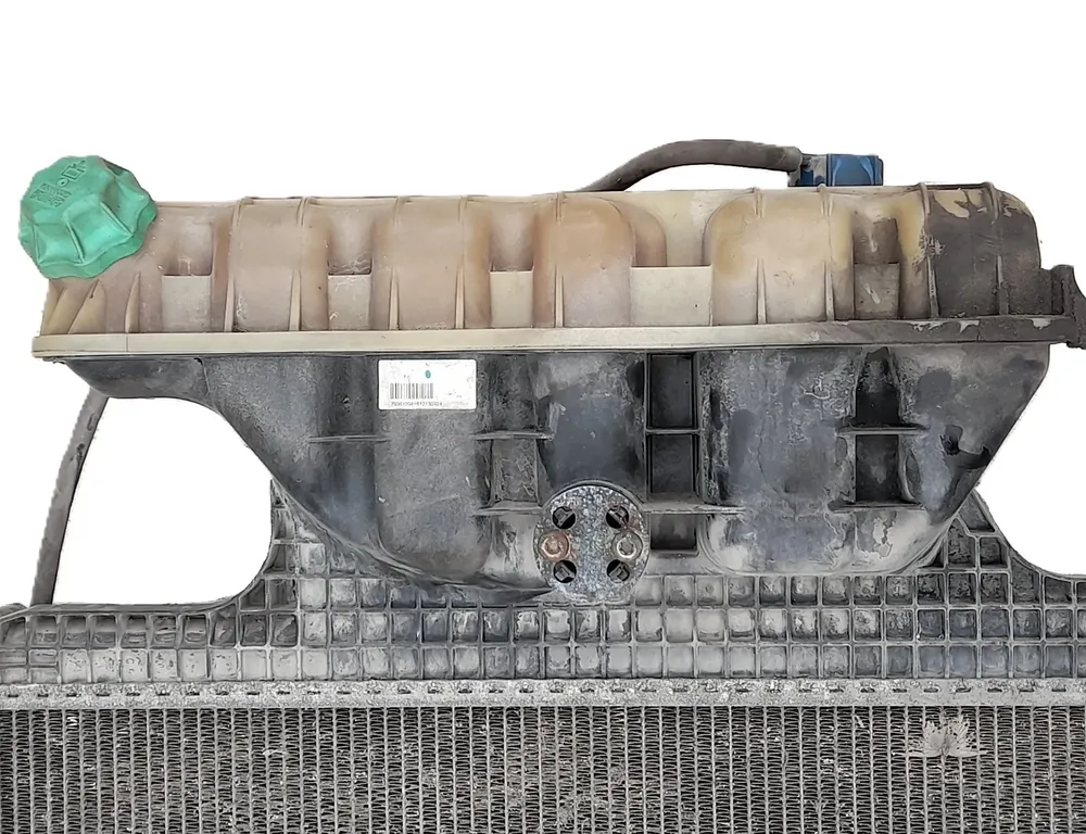 MAN TGX (2007-present) Chłodnica klimatyzacji 81061006658,81.06100-6658,79367002,81274210232,81.27421-0232,81963050167,81.96305-0167,81963300205,81.96330-0205 34870031