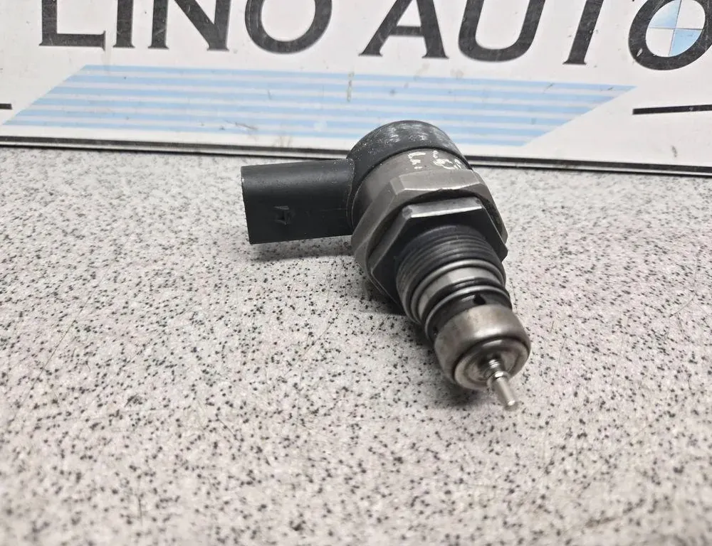 BMW 5 Series E60/E61 (2003-2010) Szyna paliwowa 0281002738,294080 33960901