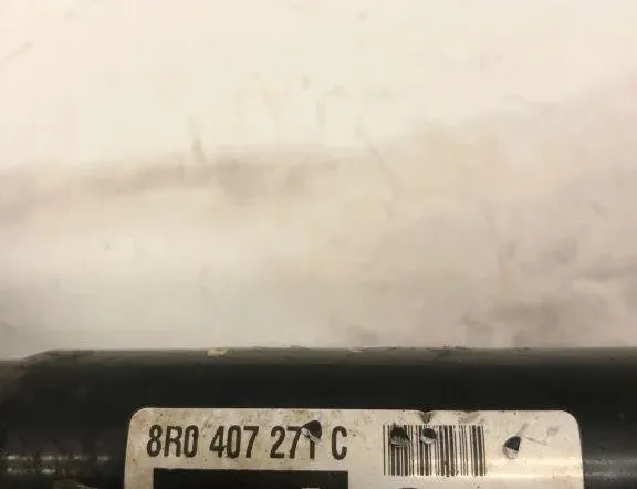 AUDI A6 C8/4K (2018-2024) Przedni lewy wał napędowy 8R0407271C 32214567