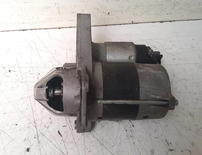 RENAULT Megane 3 generation (2008-2020) Rozrusznik 233007970R 28850881