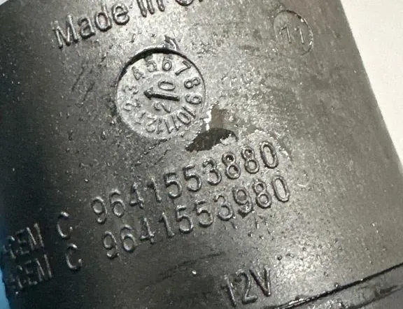 PEUGEOT 508 2 generation (2018-2023) Silnik zbiornika spryskiwacza 9641553880 33143151