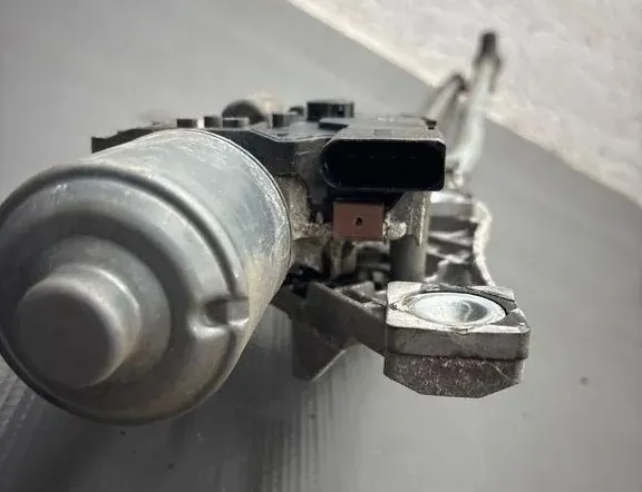 VOLVO V70 3 generation (2007-2020) Front Windshield Wiper Mechanism 1397220585 33163711