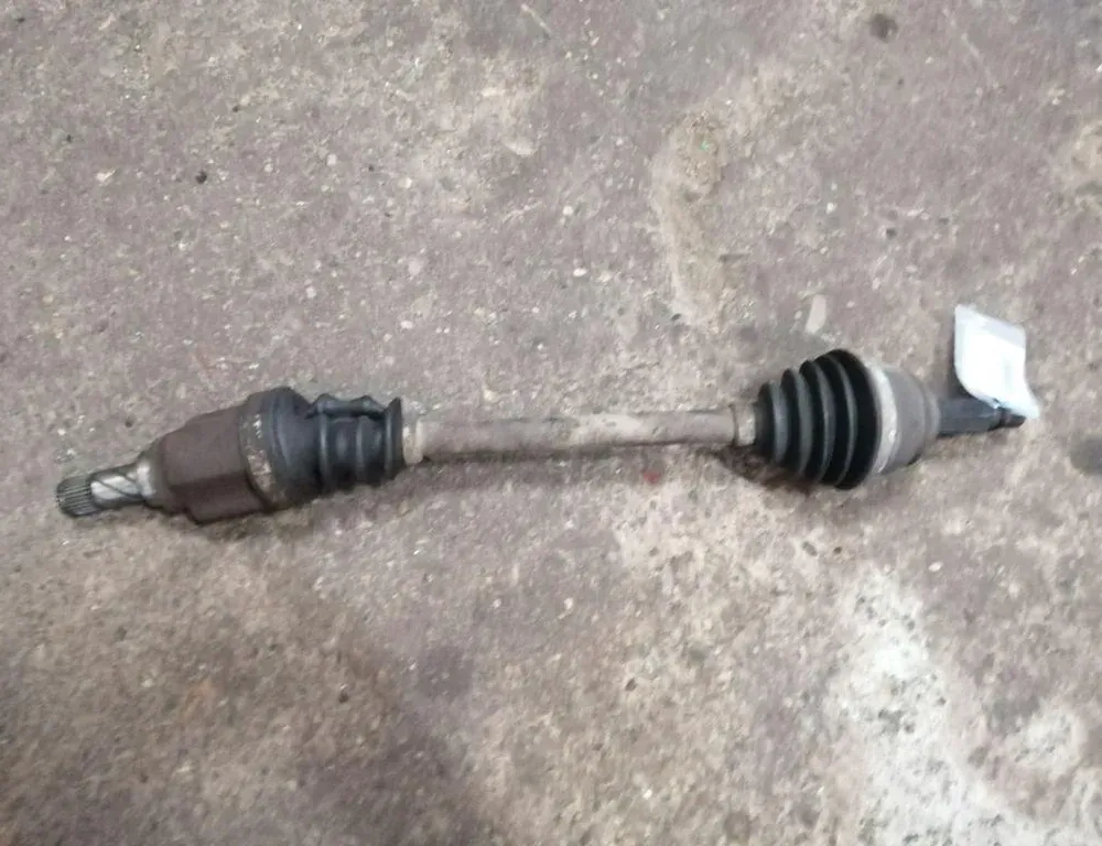 DACIA Sandero 1 generation (2008-2012) Front Left Driveshaft 33848403