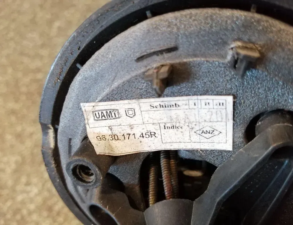 DACIA Sandero 2 generation (2013-2020) Right Side Wing Mirror 963017145R 33858638