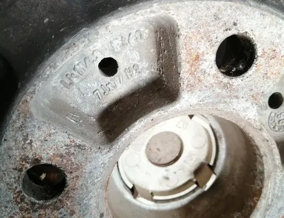 MITSUBISHI Galant 6 generation (1987-1993) Wheel 35105789