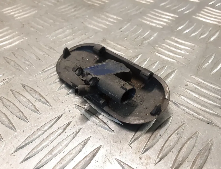 AUDI A4 B7/8E (2004-2008) Dysza do szyby przedniej 8E0955988D 29548311