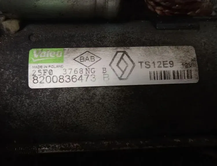 RENAULT Megane 3 generation (2008-2020) Rozrusznik 8200836473B 33251921