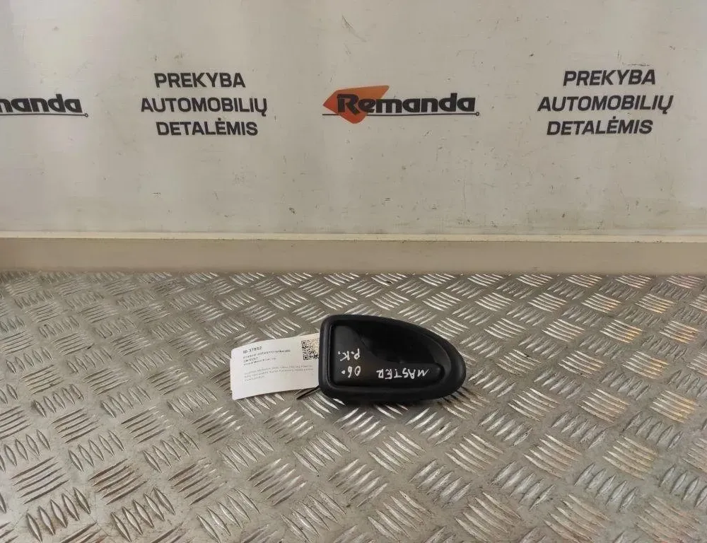 RENAULT Master 3 generation (2010-2023) Lewy przedni uchwyt wewnętrzny do otwierania 7700830078 31611275