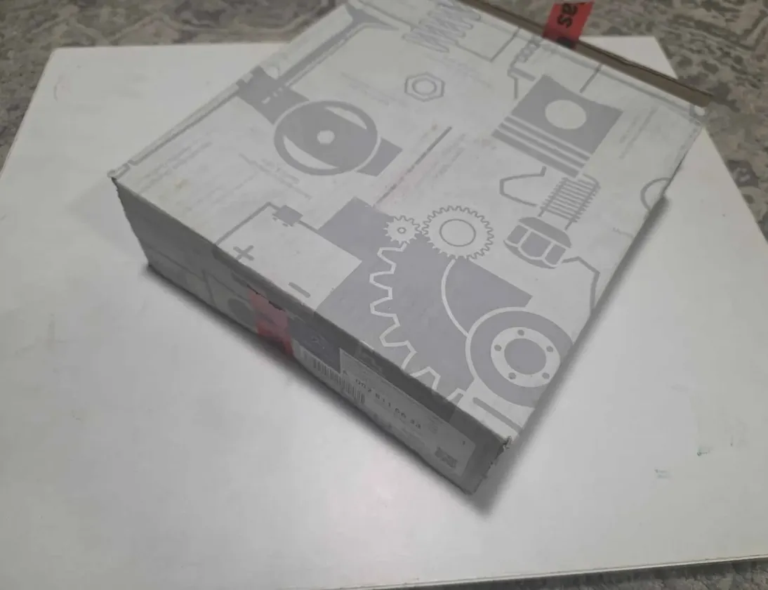 MERCEDES-BENZ ACTROS MP4 (2011-present) Szkło lusterka przedniego prawego drzwi a0028116633 34154922