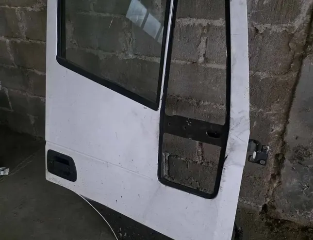 IVECO Stralis (2002-present) Przednie prawe drzwi STRALIS 34142606