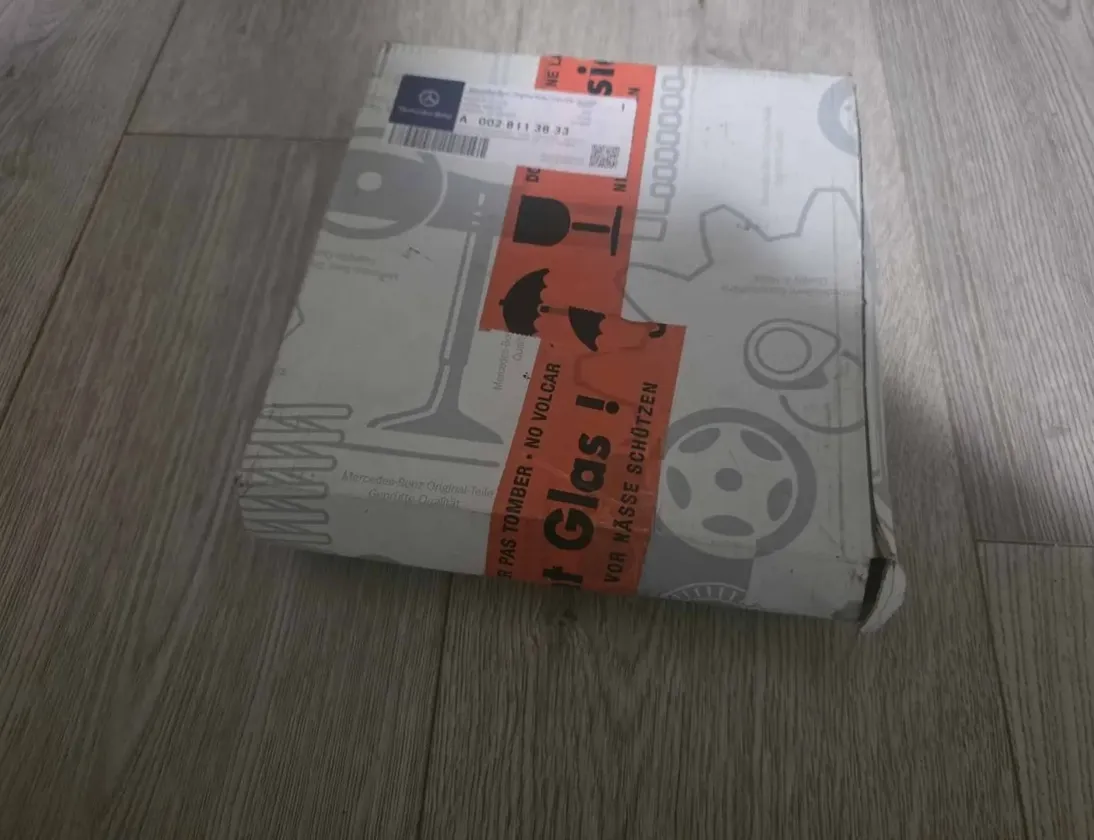 MERCEDES-BENZ ACTROS MP2 / MP3 (2002-present) Szkło lusterka przedniego prawego drzwi A0028113833 34145042